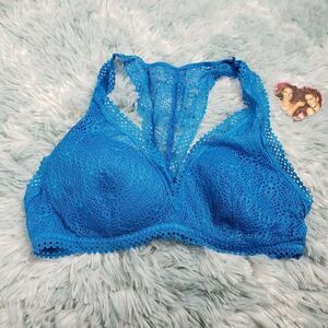 Victoria's Secrets Blue Crochet Lace Racerback Bralette Medium